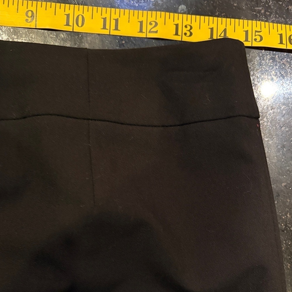 Calvin Klein Elegant Black Women's Skirt - Picture 6 of 7